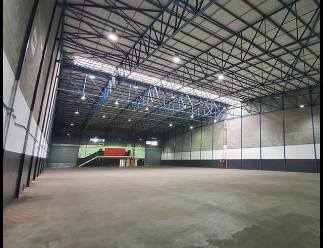 2,651M² WAREHOUSE TO LET IN EPPING INDUSTRIAL